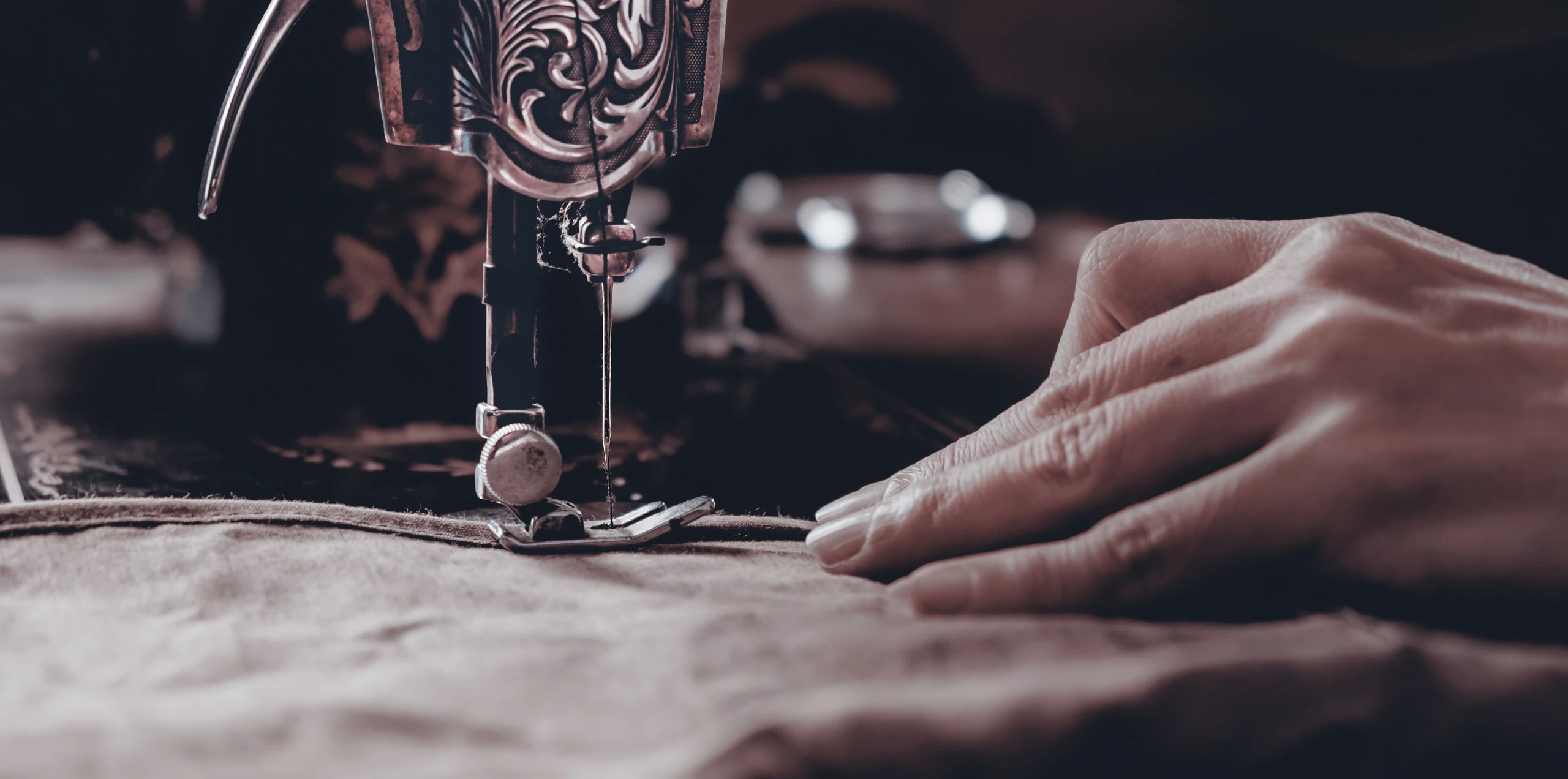 Výroba ochranných měchů na hydrauliku